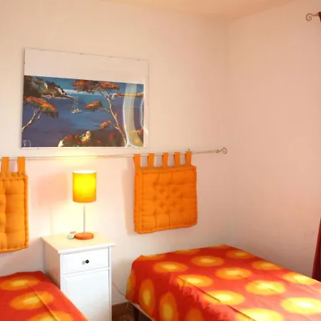 Vakantiehuis Holiday Home L'Olivier - Max270