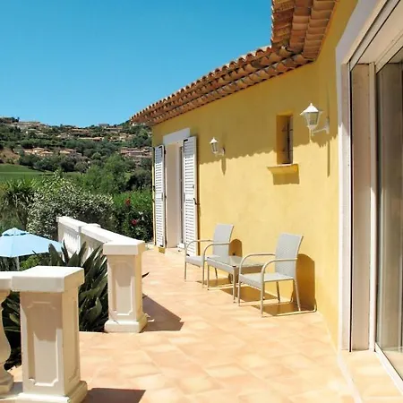 Vakantiehuis Holiday Home L'Olivier - Max270 *